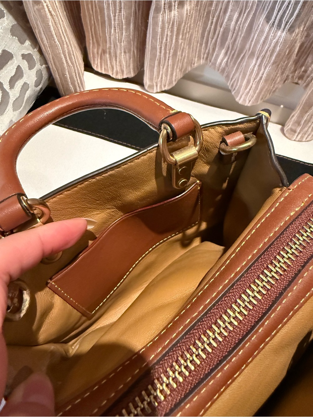 RARE Coach Coachies Winkie Rogue 17 Limited Edition Crossbody Bag - Picture 13 of 16